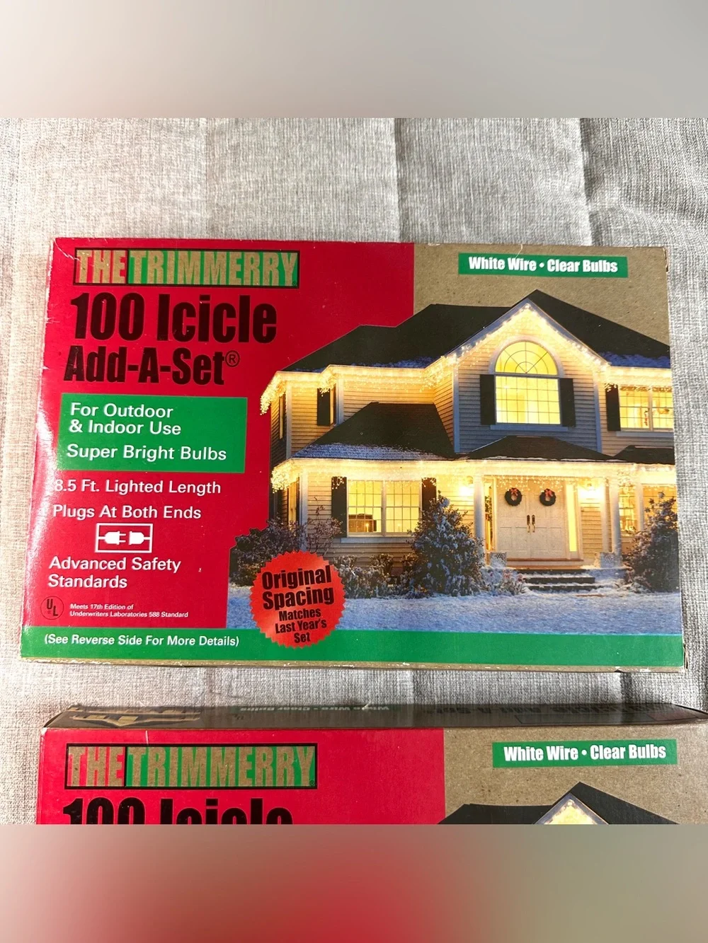 VTG Trimmerry Ultra Bright Icicle Lights 100 Clear Bulbs 8.5 Feet 2 Boxes TESTED